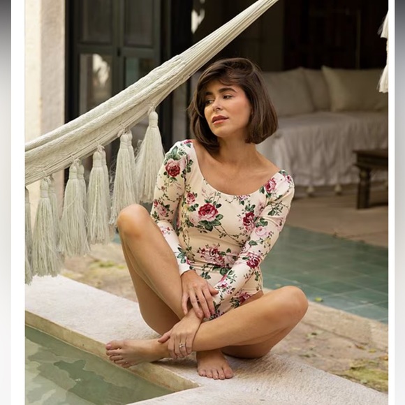 NWT Antonio Melani x The Style Bungalow Miraflores Floral Print 1 piece Swimsuit - Picture 3 of 12